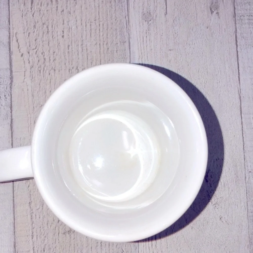 Annie leaping lizards vintage mug